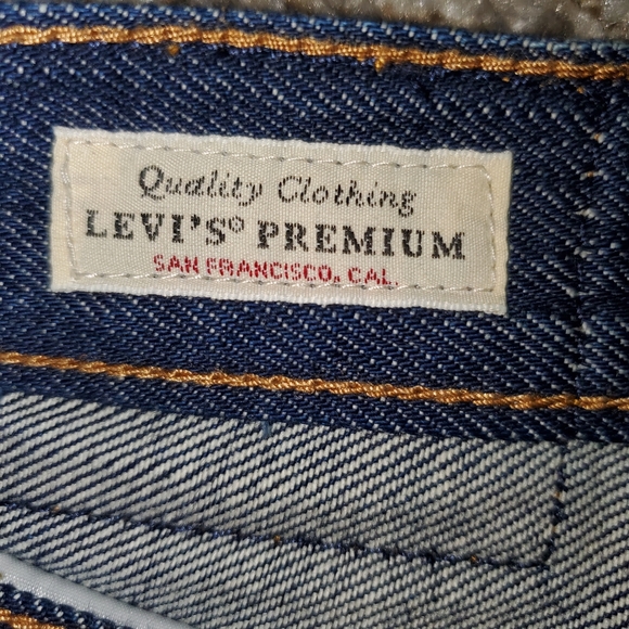 Levi's Premium 501 Original Sustainable Jean - Picture 7 of 8